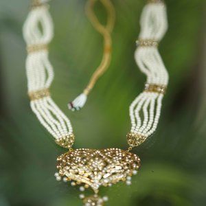 Pearl Necklace in golden setting - Raani Haar